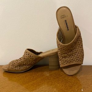 Adorable Lattice Sonoma Heel